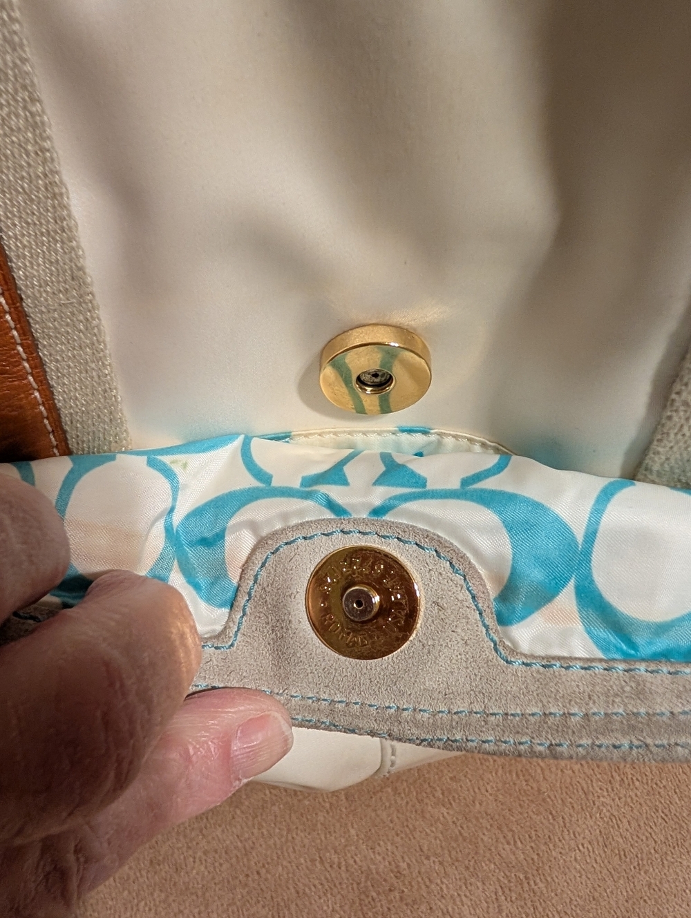 Vintage Coach Hamptons Tote & Matching Sandals - Picture 15 of 16